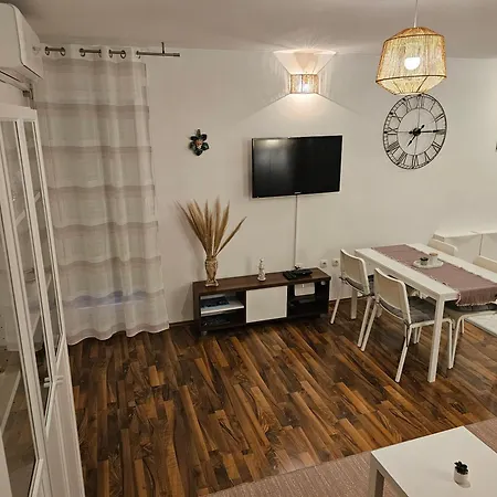 Apartment Minja *